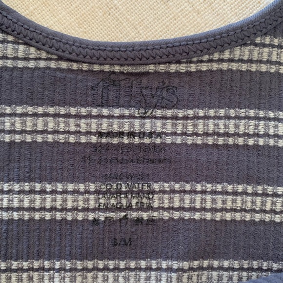Tilly’s V-neck Striped Tank - Picture 5 of 5